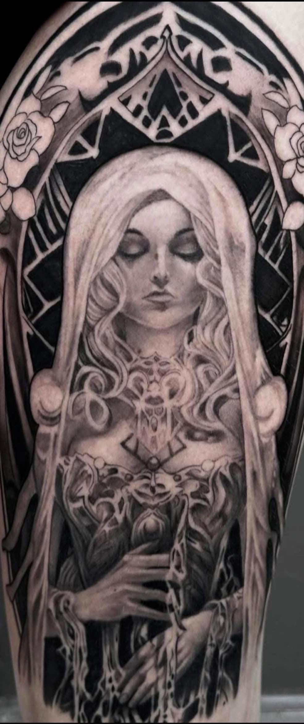 Gothic madonna — sleeve